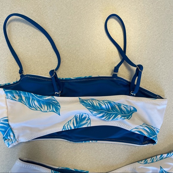 Cupshe Blue Feather Bandeau High Leg Bikini XS - Picture 5 of 13